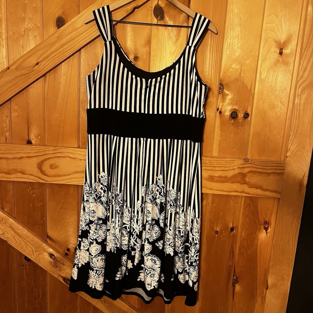 Kathy Roberts Womens Dress Size 16 Black & White Floral Sleeveless - Picture 5 of 13